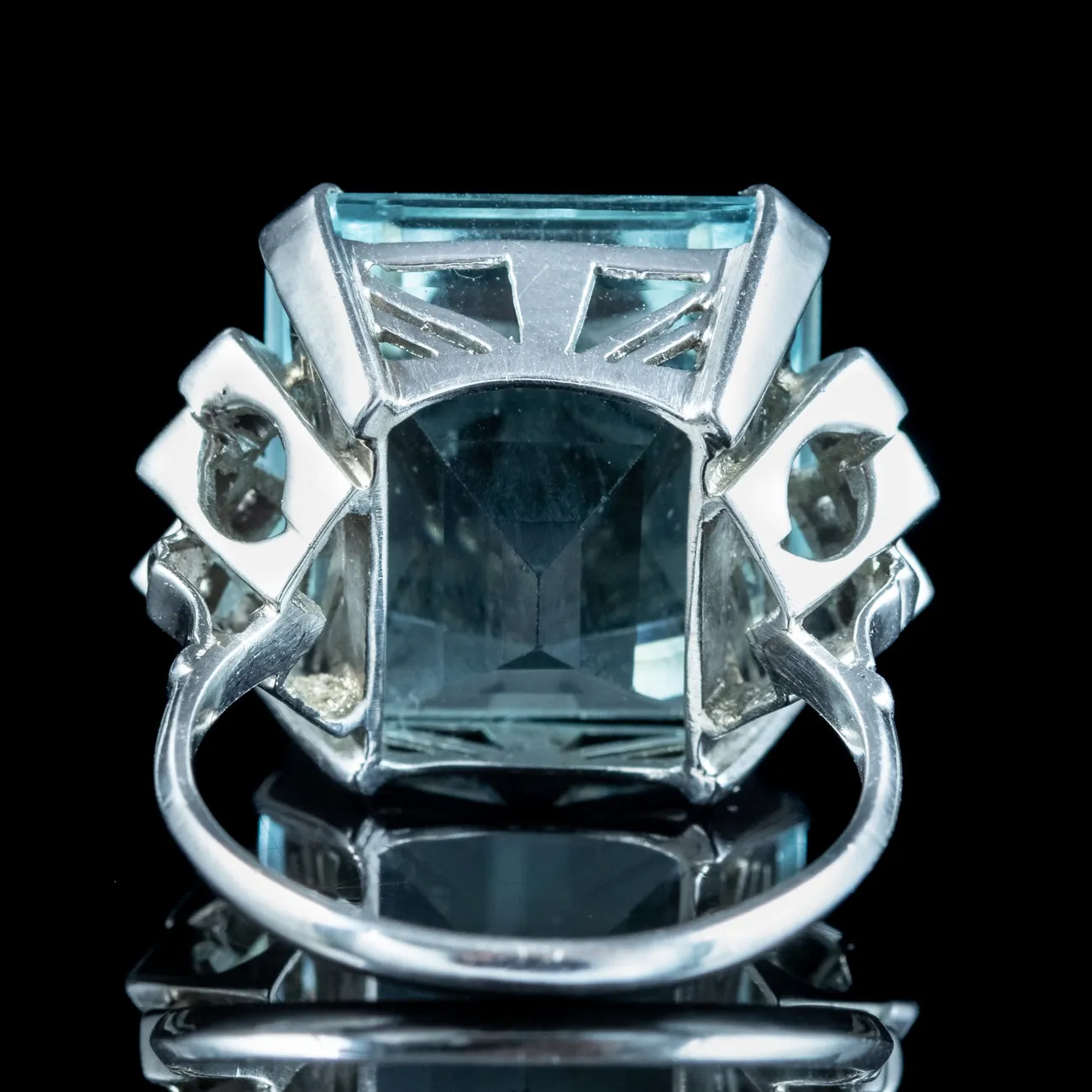 Art Deco Aquamarine Diamond Cocktail Ring 25ct Aqua