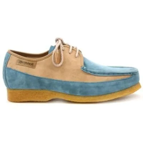 British Walkers Crown Men's Powder Blue and Beige Suede Crepe Sole Low Top Shoes