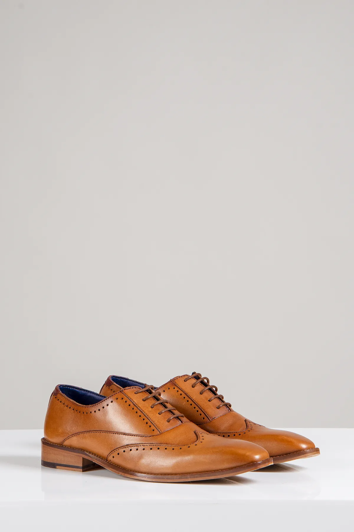 CARSON - Mid Tan Wingtip Oxford Brogue Shoe