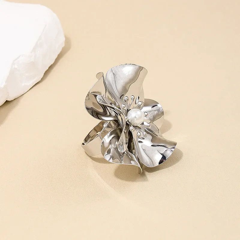 Extravagant Floral Statement Ring with Pearls - Vienna Verve Collection