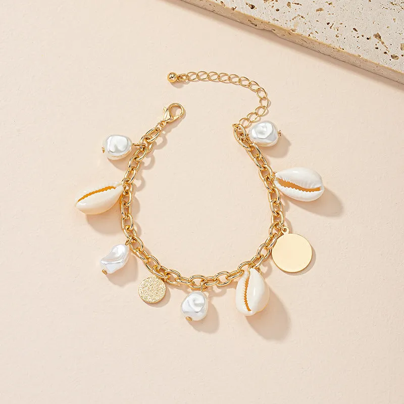 Extravagant Shell Pearl Bracelet with European Flair