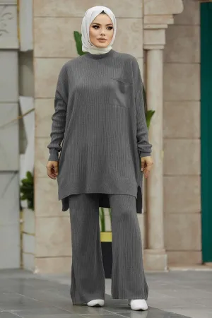 Gray Ribbed Pocket Tunic and Pants Set