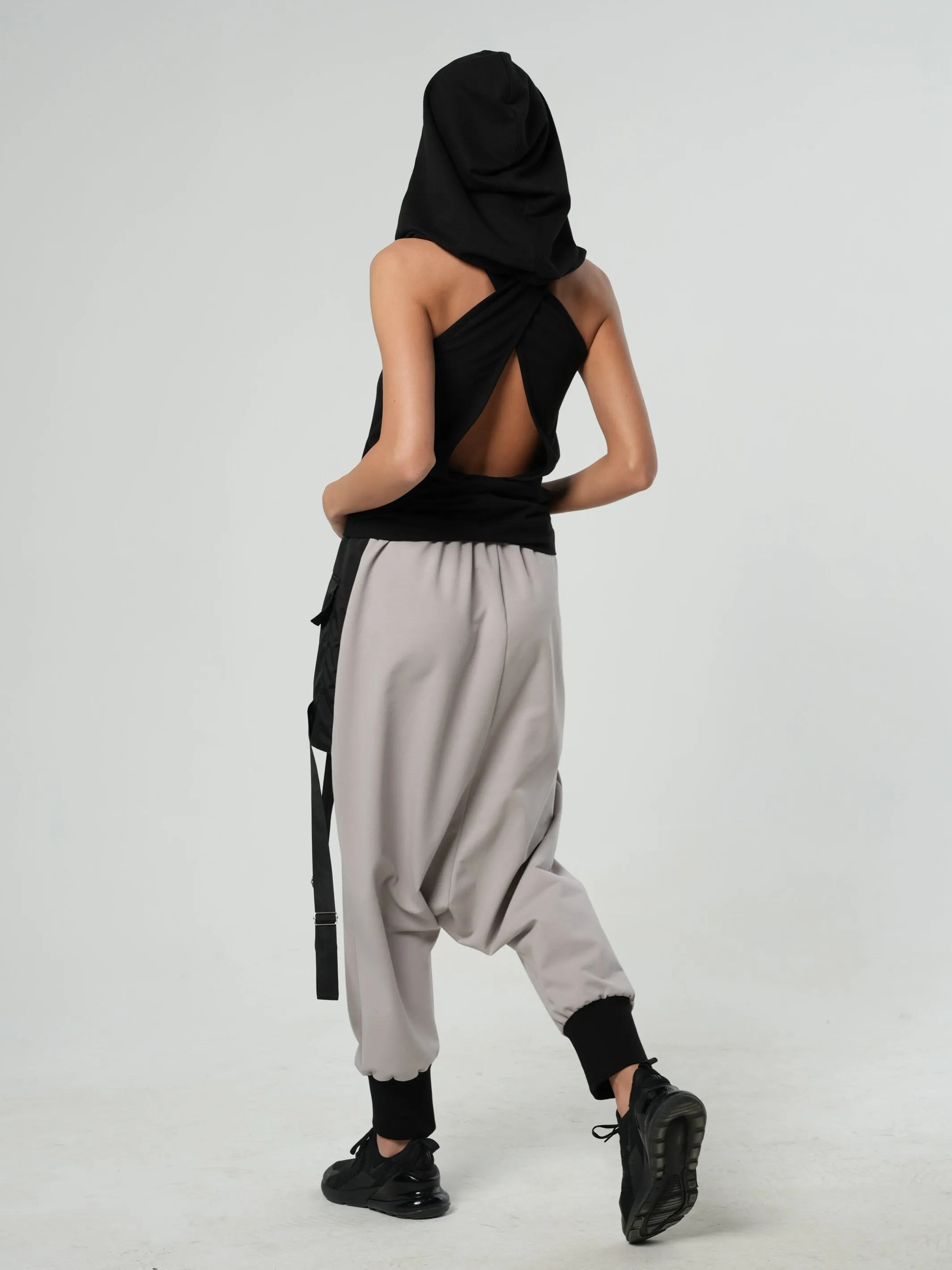 Hooded Sleeveless Top