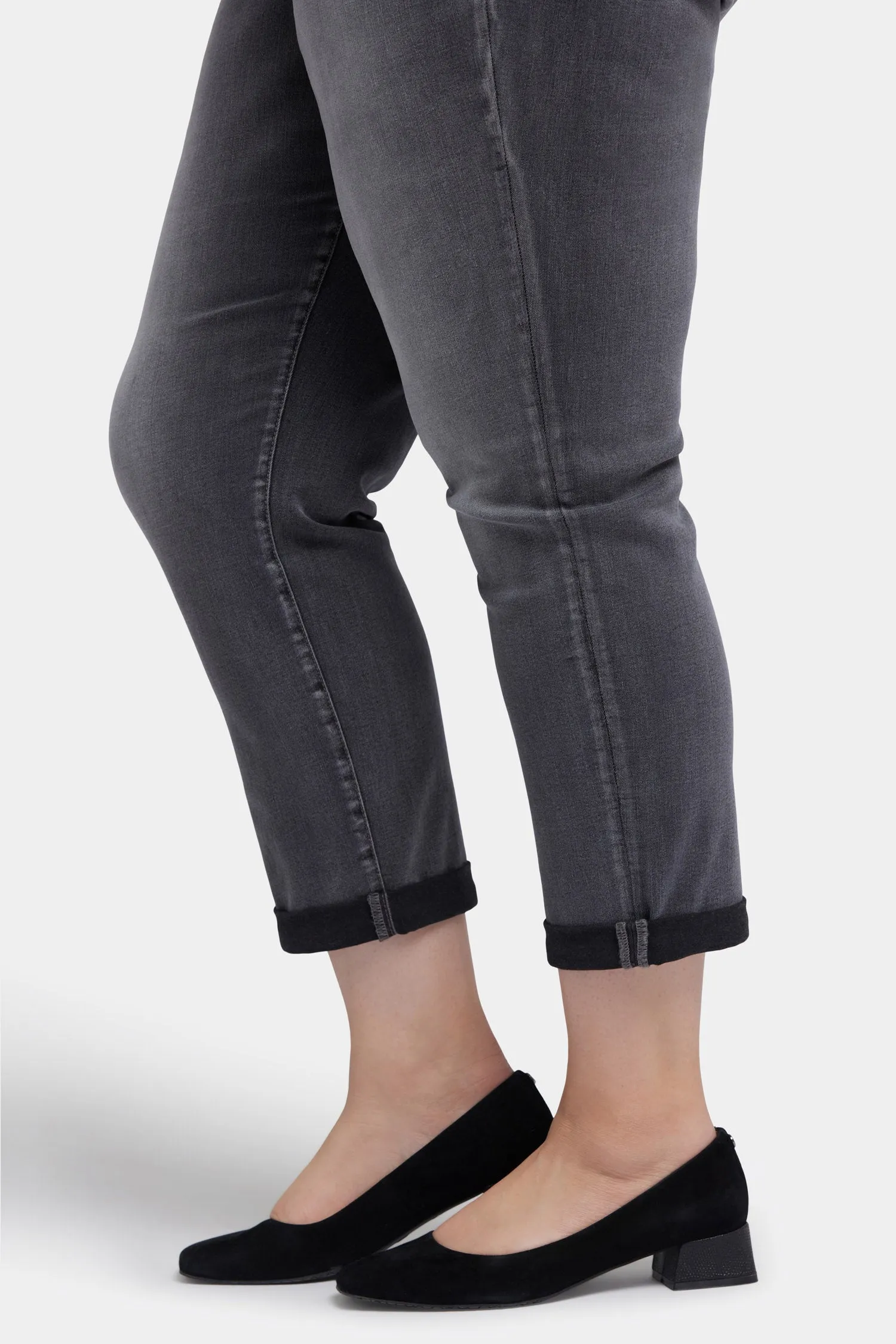 Margot Girlfriend Pants In Plus Size - Nellie