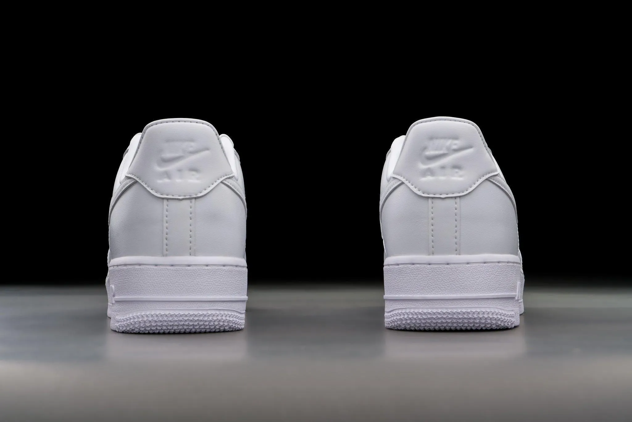 Nike Air Force 1 Low 07 'Triple White'