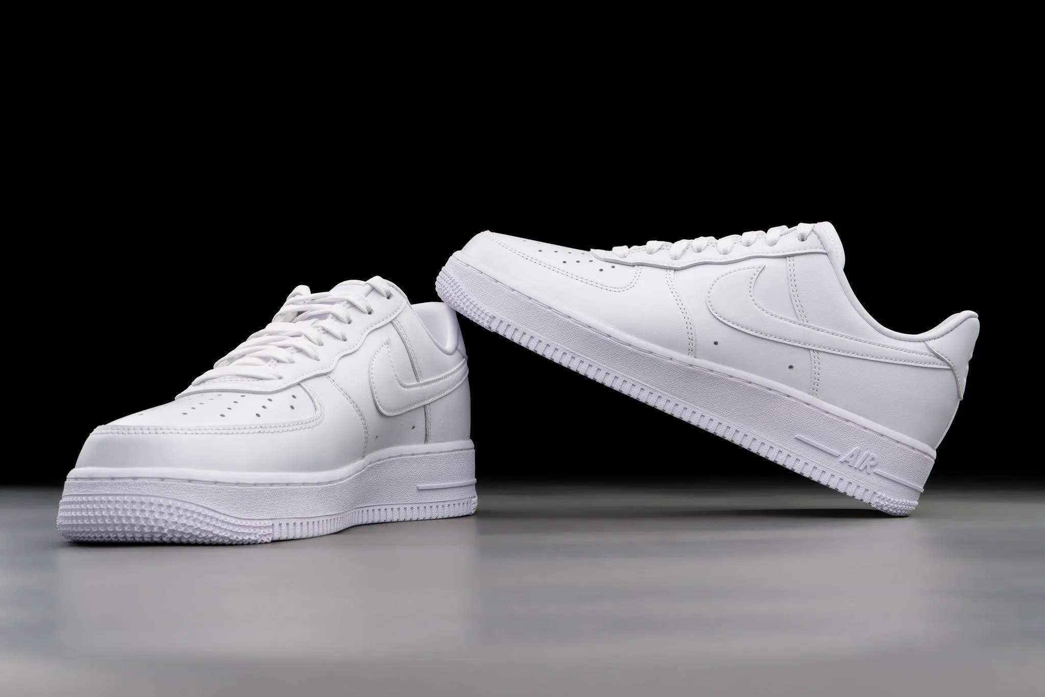 Nike Air Force 1 Low 07 'Triple White'