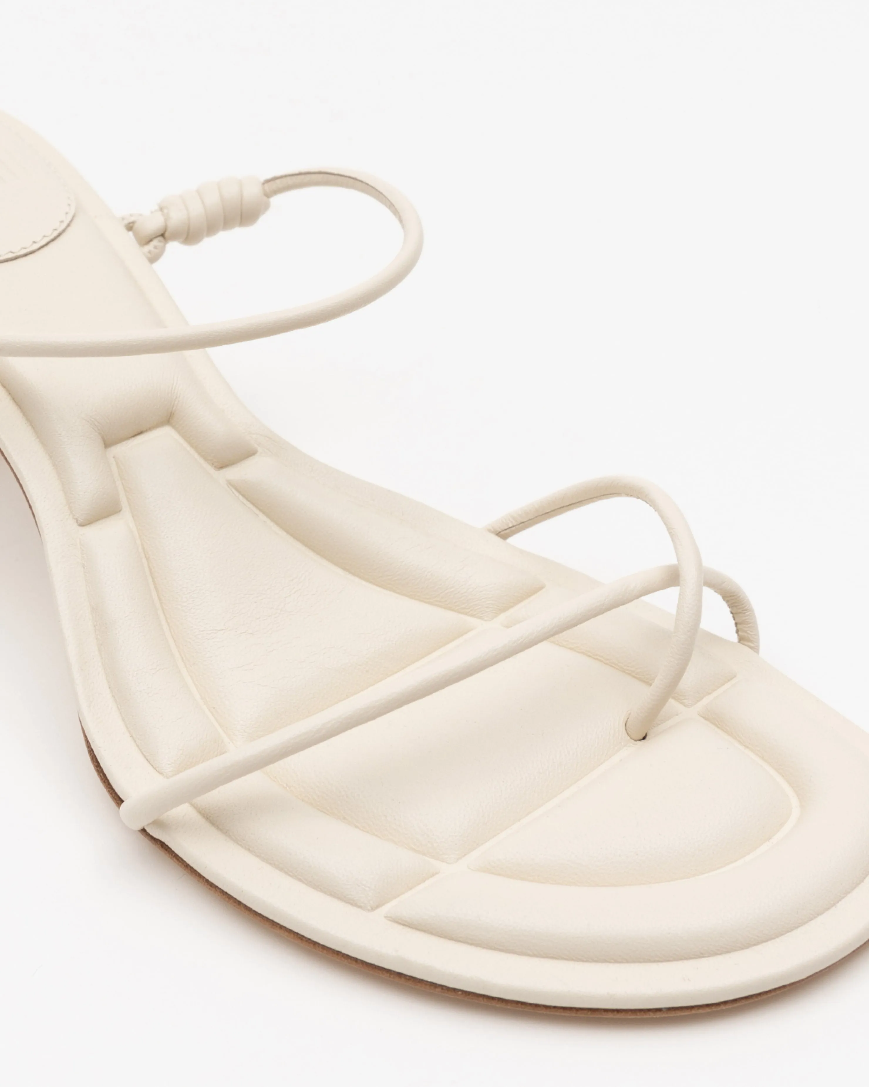 Oncept Sydney Heel in Ivory