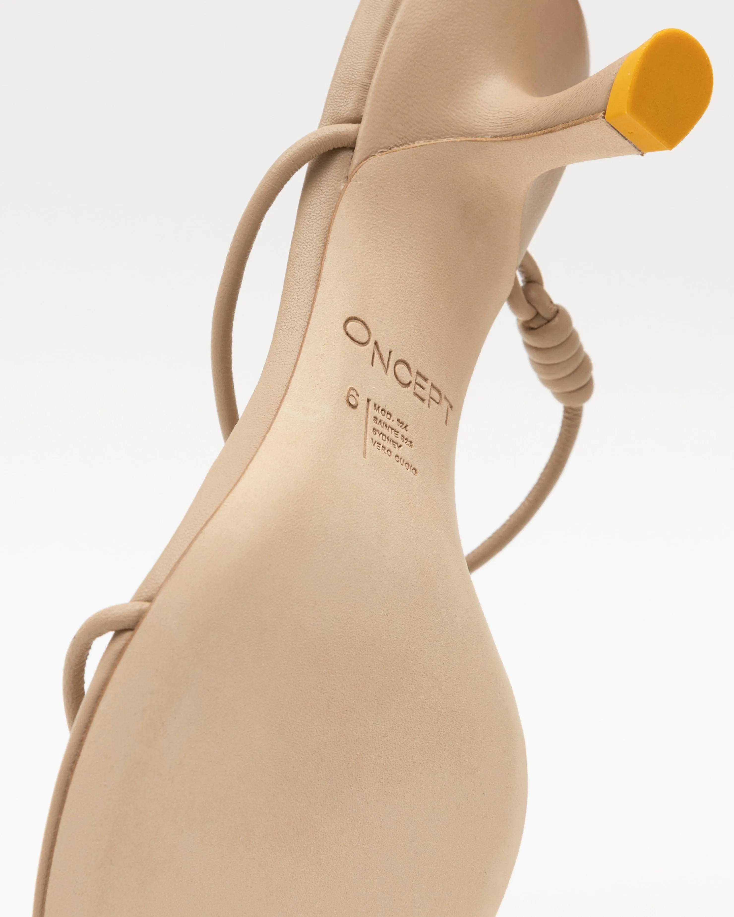 Oncept Sydney Heel in Oak