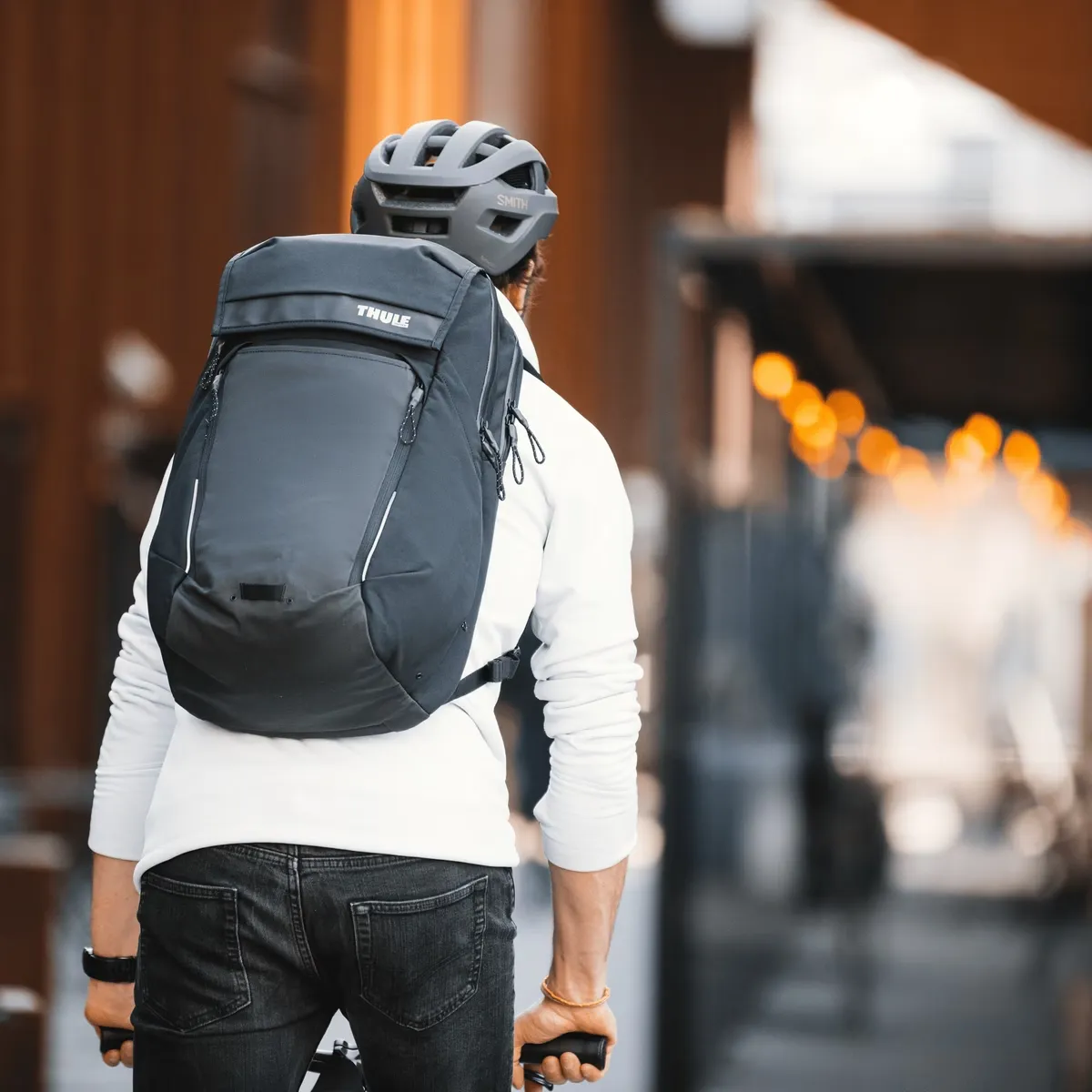 Paramount Commuter Backpack 27L