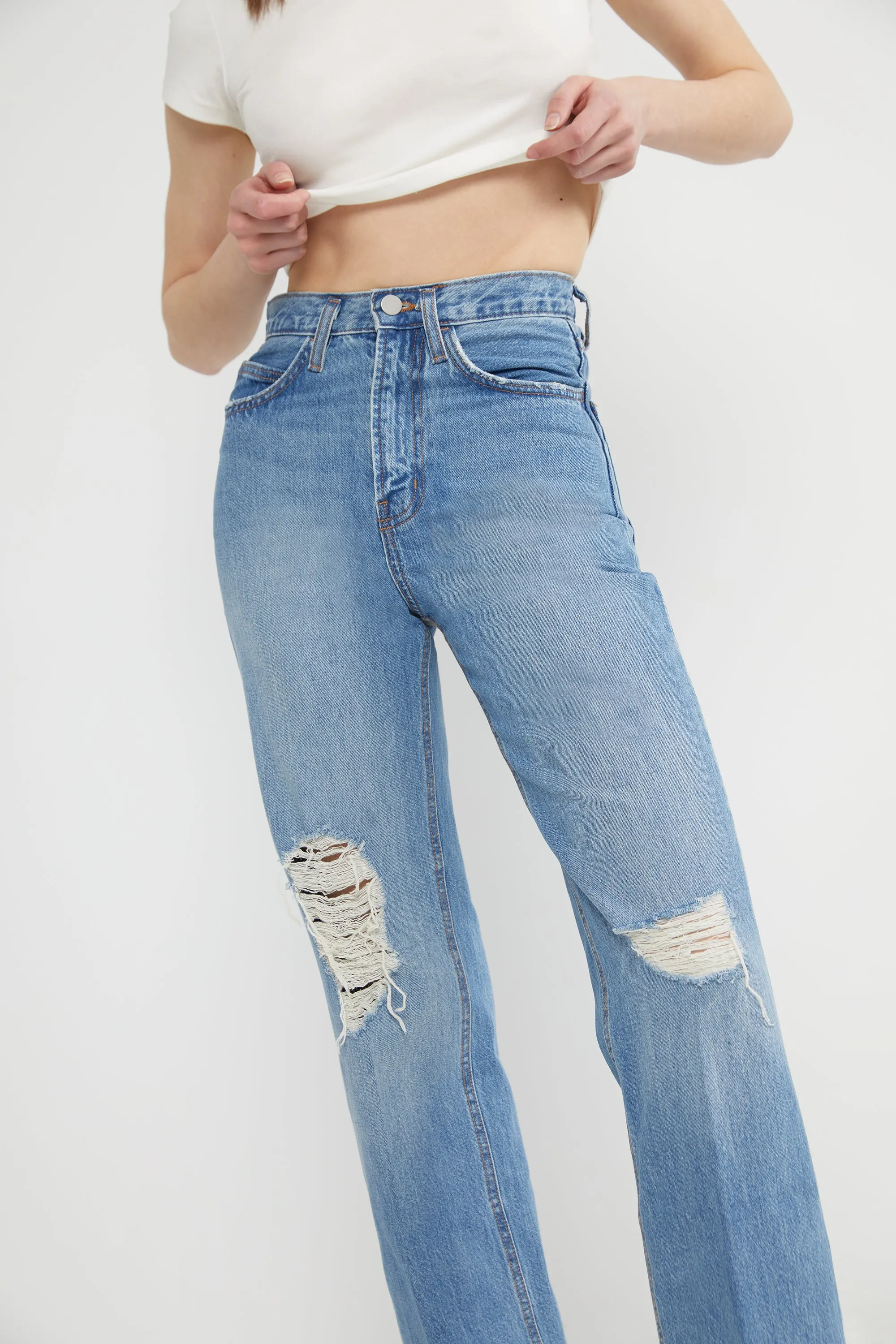 RELAXED STRAIGHT LEG JEAN