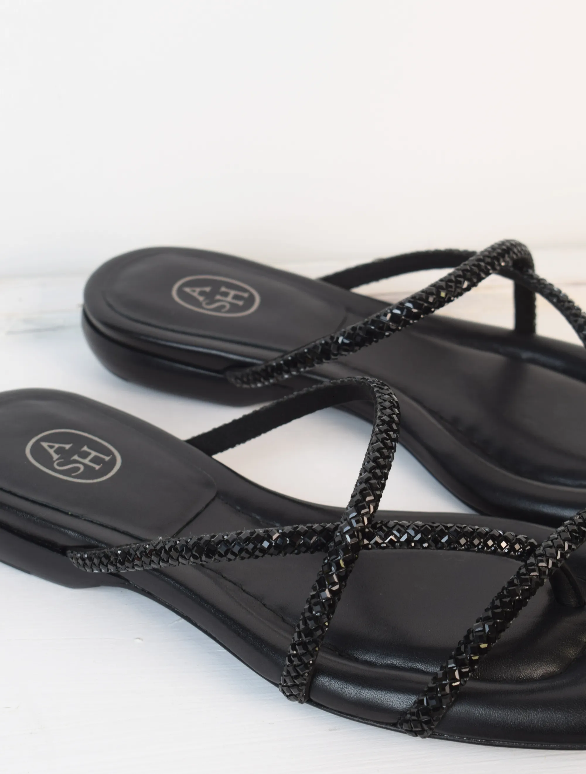 Rubis Crystal Sliders Black