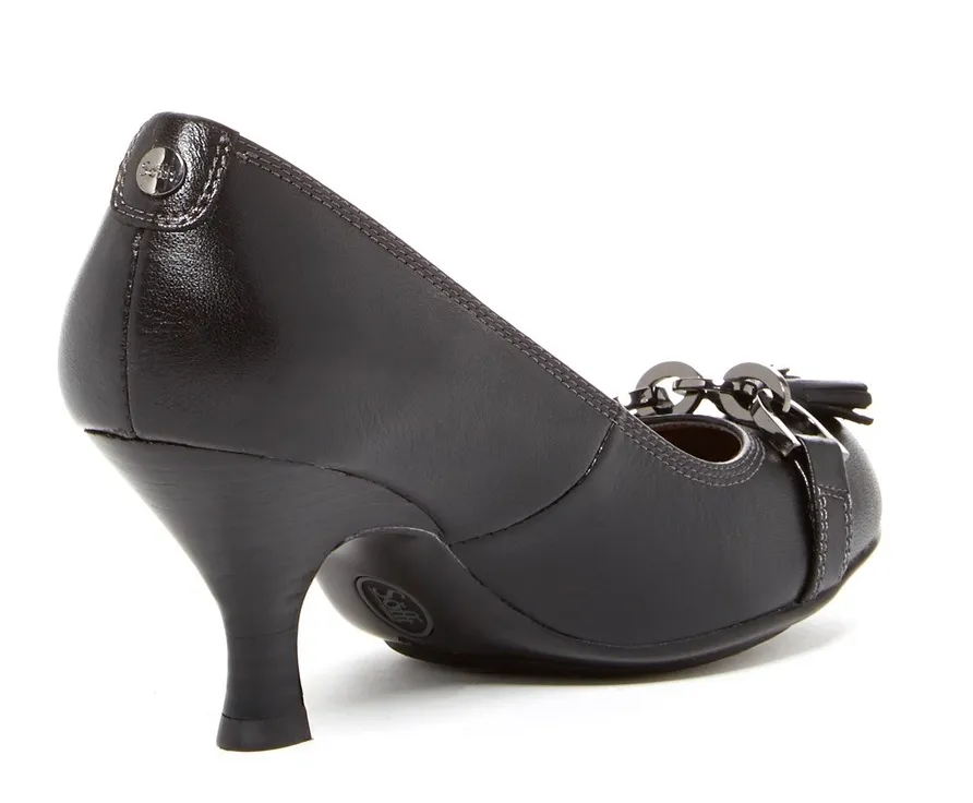 SOFFT Women's •Vanessa• Tasseled Kitten Hell Pump 8.5M Black Leather