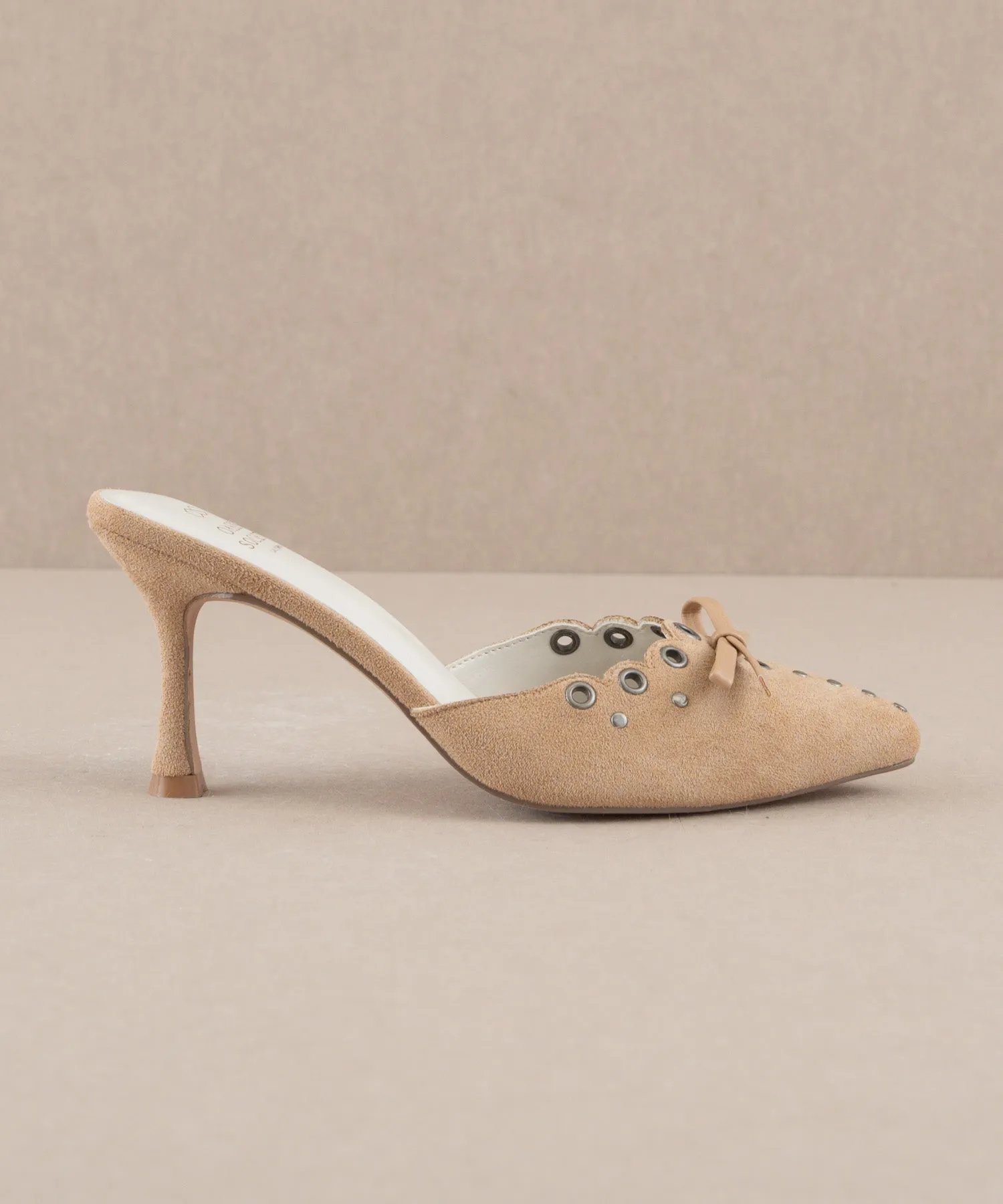 The Meridian | Sand Kitten Heel