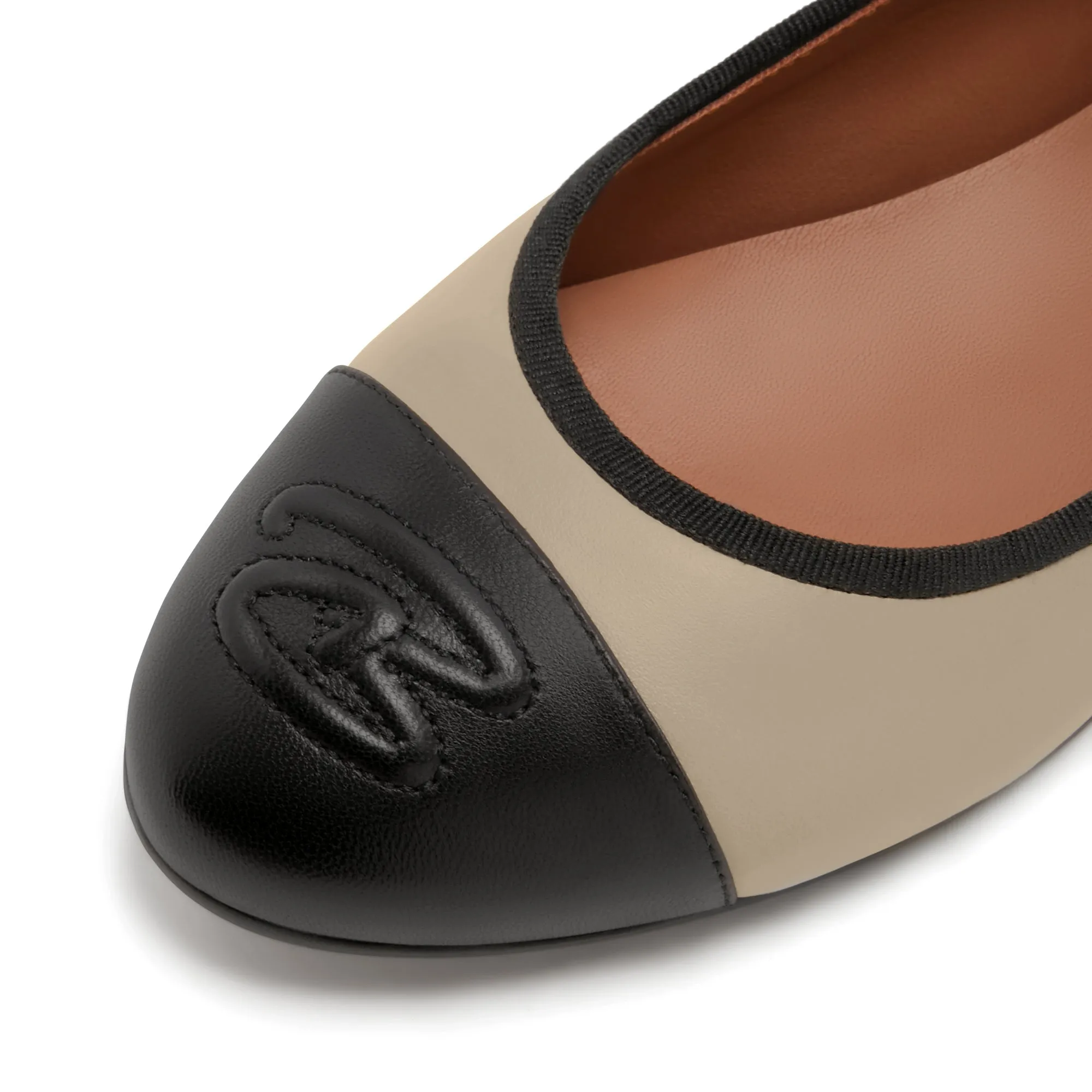 Vendôme Ynes taupe calfskin leather ballerinas