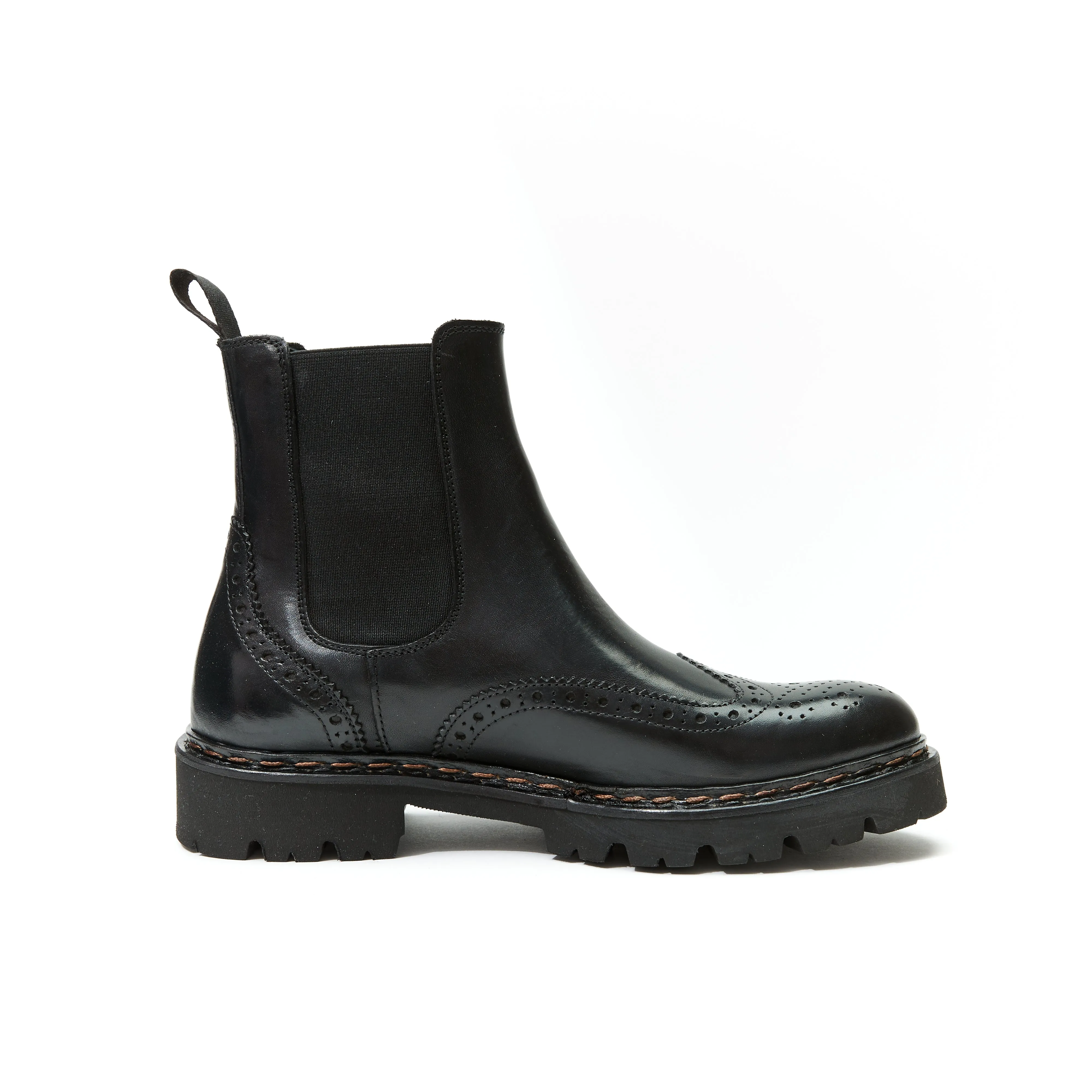 Wing tip chelsea boot black