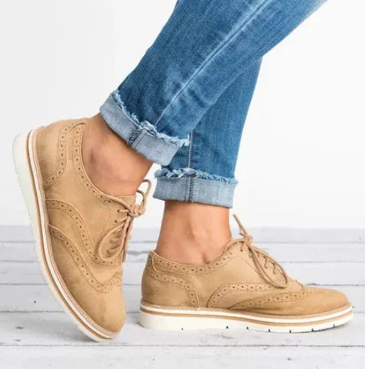 Women Oxfords Cut-Outs Lace Up Brogue Shoes Flat Platform England Ladies Non-slip Shoes Breathable Casual Female Low Footwear